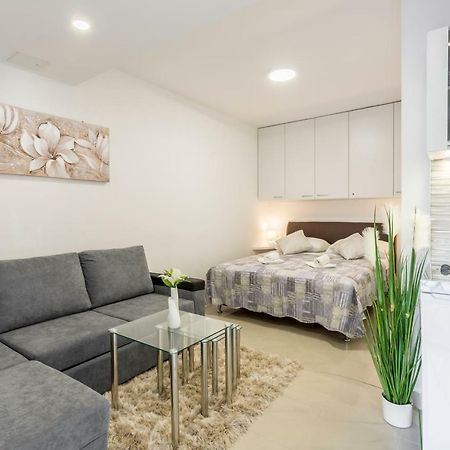 Studio Apartment Nikol Спліт Екстер'єр фото