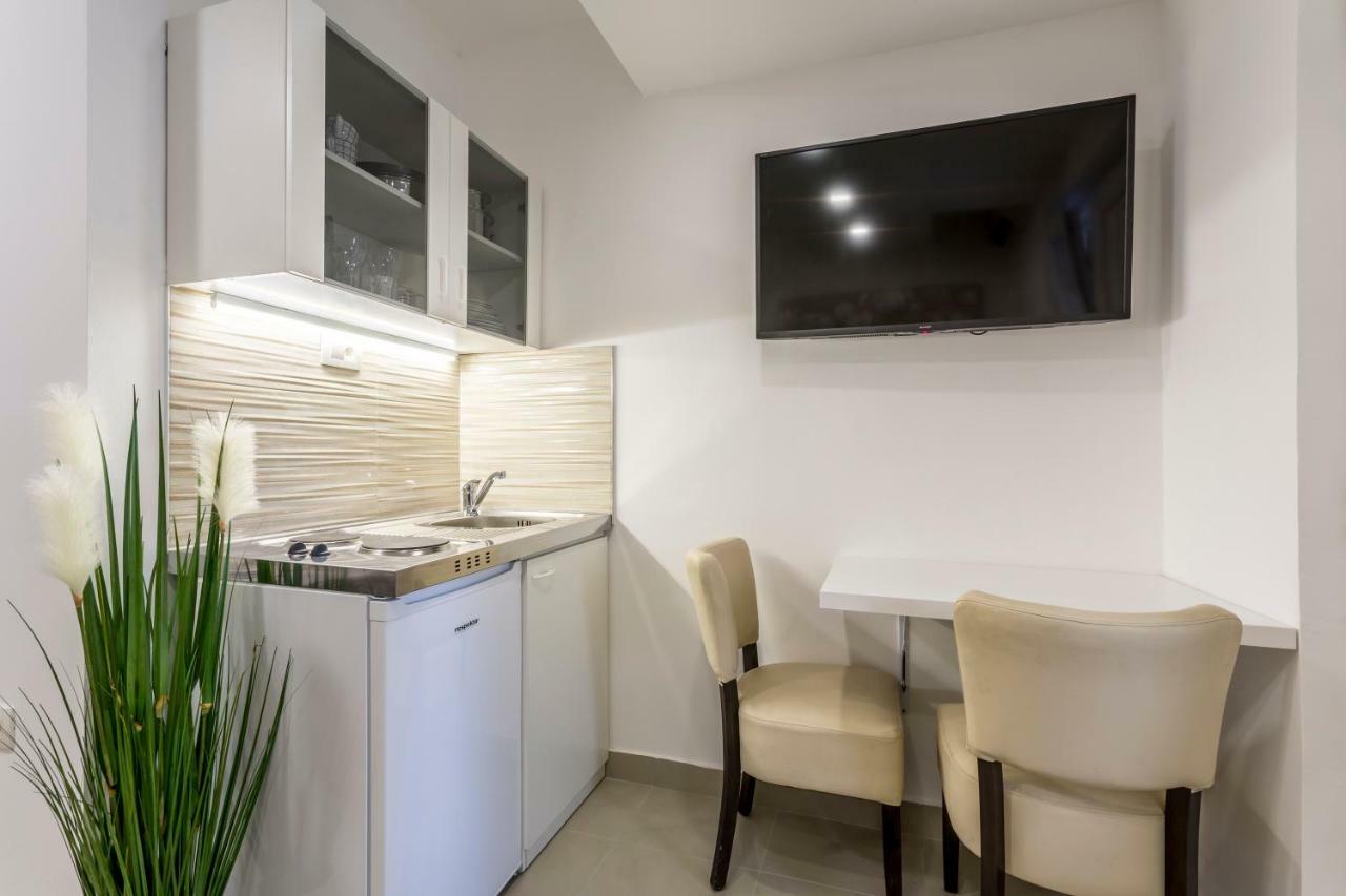 Studio Apartment Nikol Спліт Екстер'єр фото
