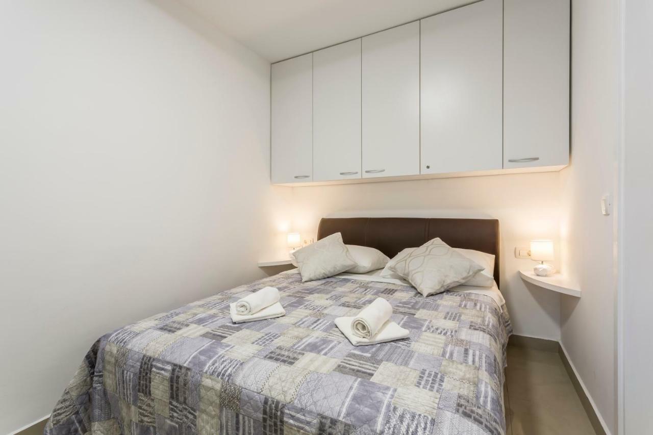 Studio Apartment Nikol Спліт Екстер'єр фото